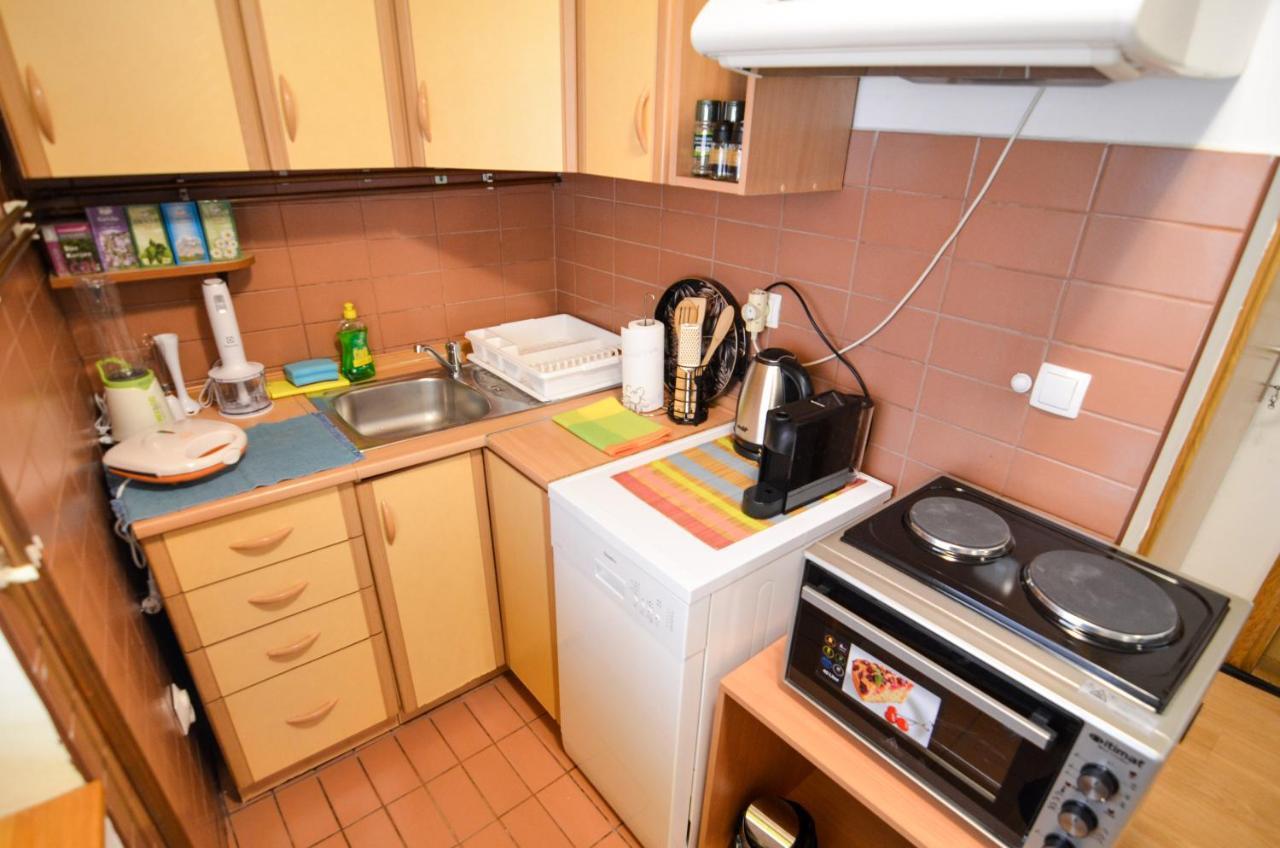 Blacksmith Apartment + Free Private Parking SJJ Exterior photo